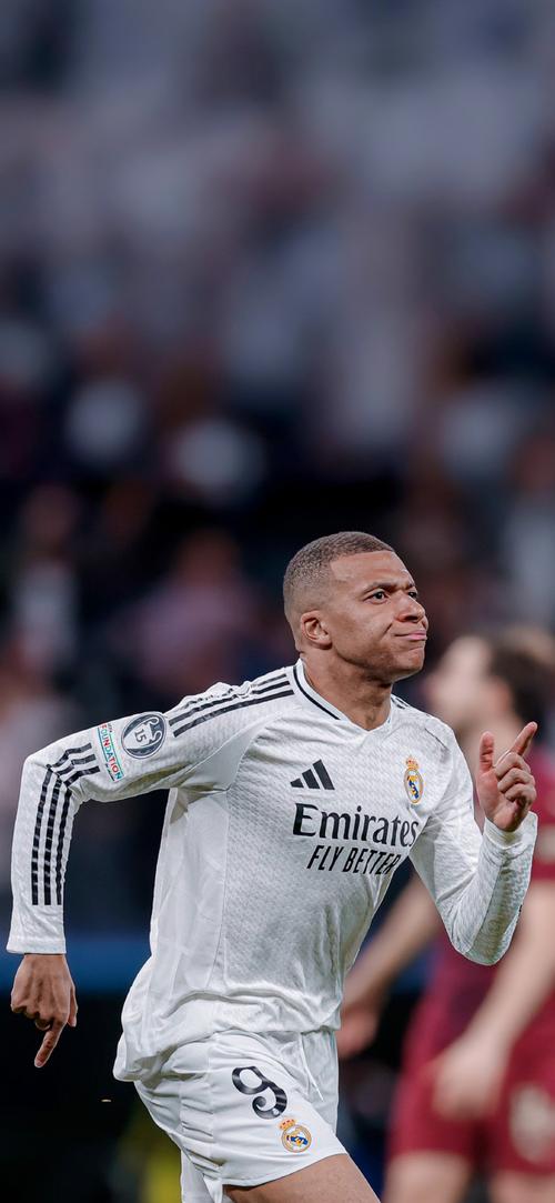 骑车危险行为引热议，功德木鱼再破碎