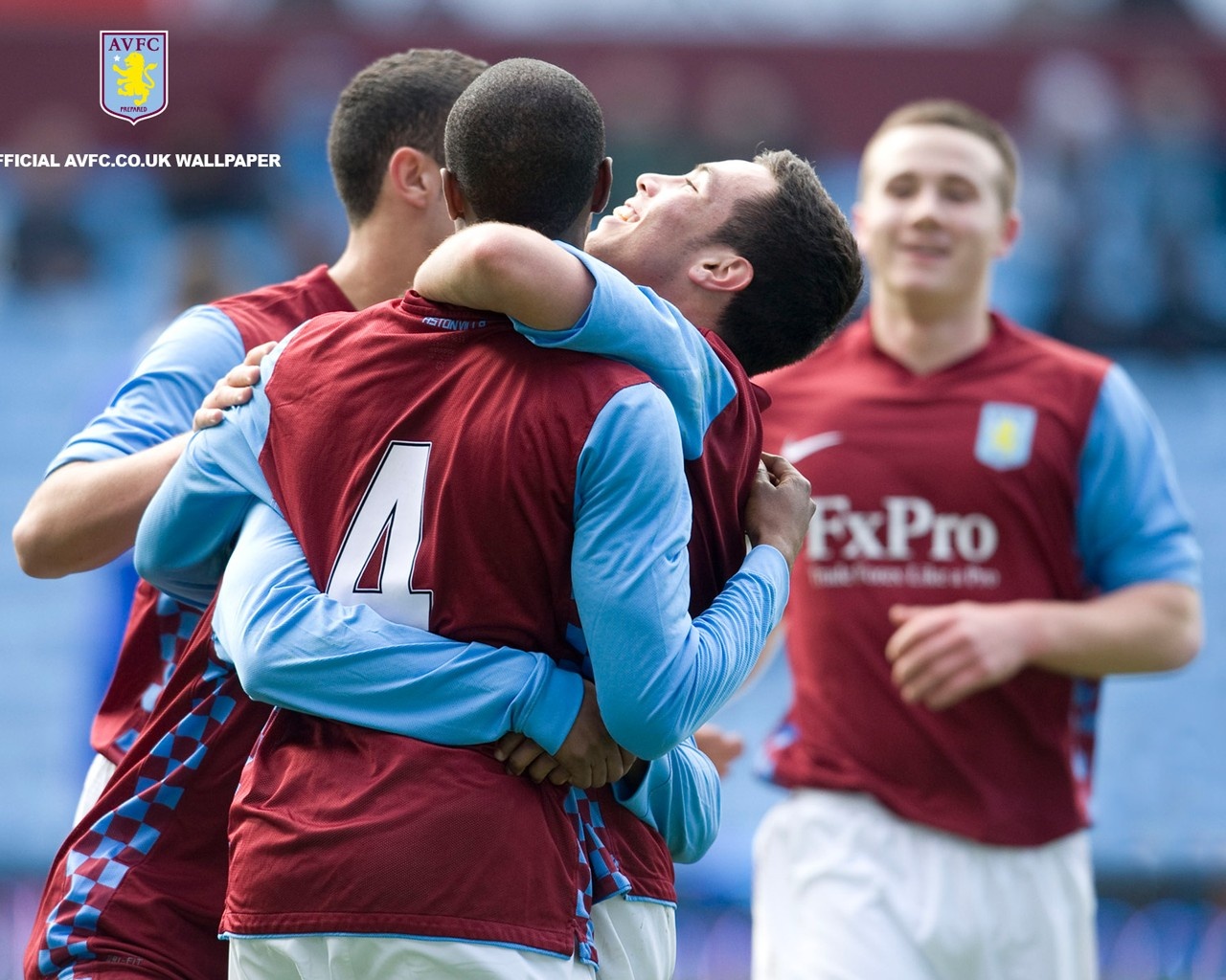 亚足联官方：成都蓉城因在亚冠单场5人染黄被罚款2500美元