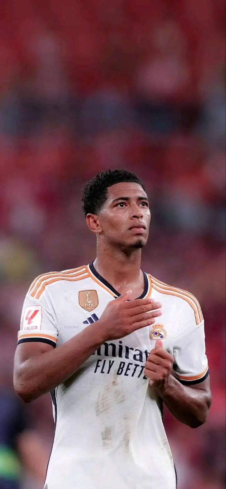 跟队记者：国米已经与16岁边锋杰齐达成续约协议