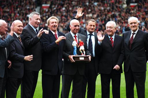 足球欧洲杯倒计时50天，多队提前公布名单