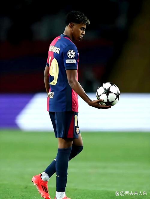 那个拥抱是整场最暖的一幕