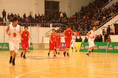 [NBA-湖人] 东契奇38+10+10湖人不敌马刺 文班复出16+14