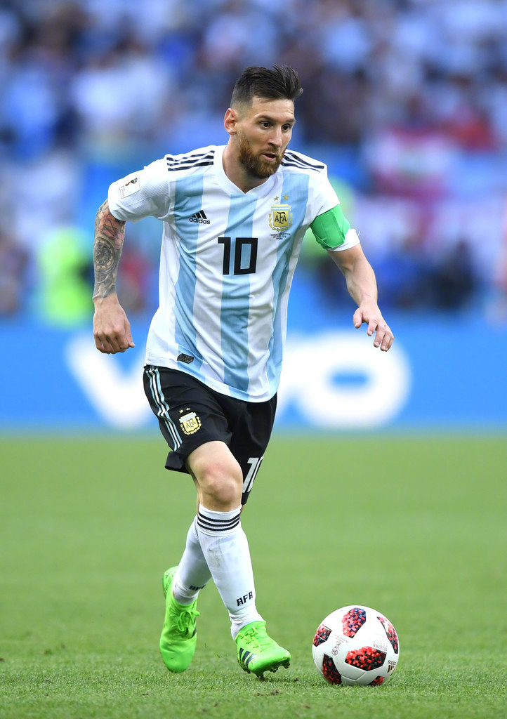 斯洛特帅位悬了？利物浦换帅传闻反转，关键战成救命稻草