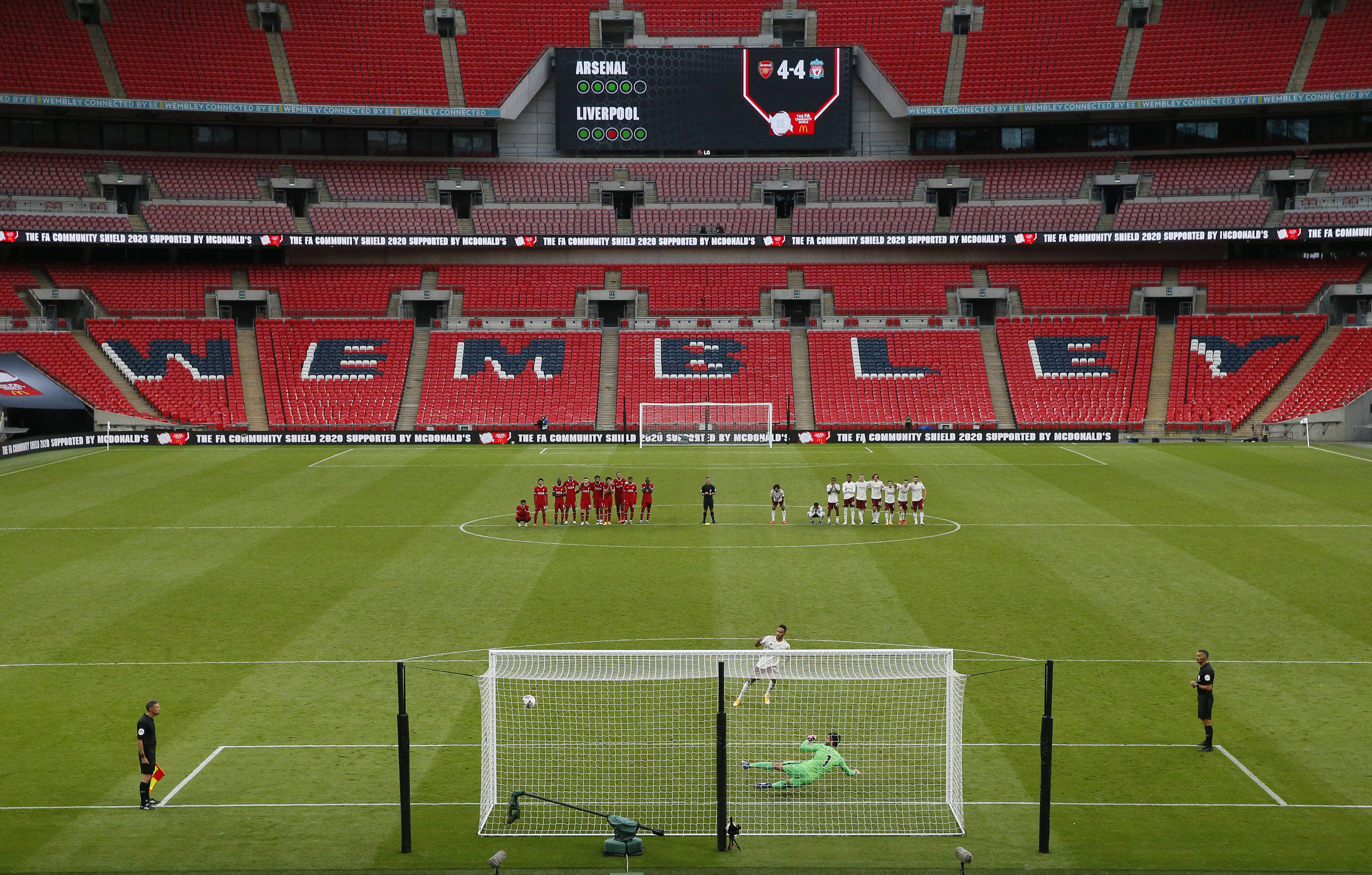 五万人齐喊他的名字，太燃